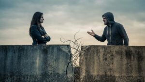Amistades Tóxicas: Señales de Que Debes Alejarte